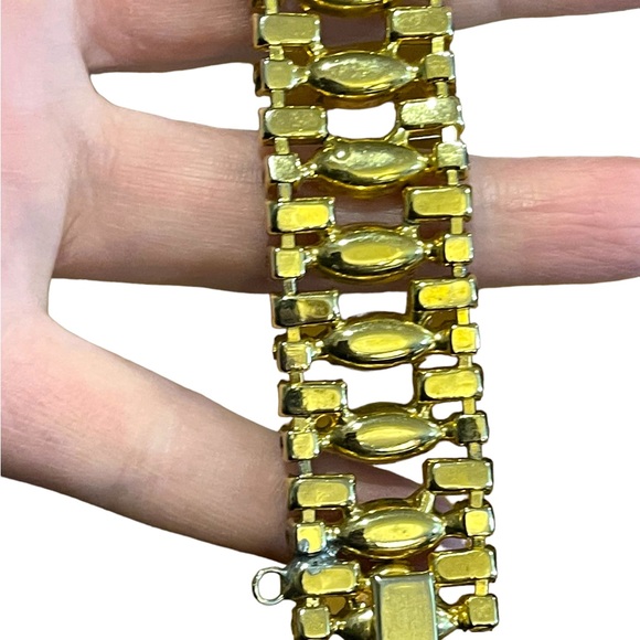 Vintage 1960s Lemon CRYSTAL WEISS Glass gold finish fancy Chunky bracelet - Picture 13 of 14